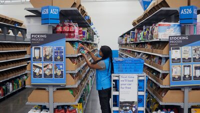 Gestão do Walmart provou que investir em pessoas funciona. A IA é o próximo desafio Gestão do Walmart provou que investir em pessoas funciona. A IA é o próximo desafio