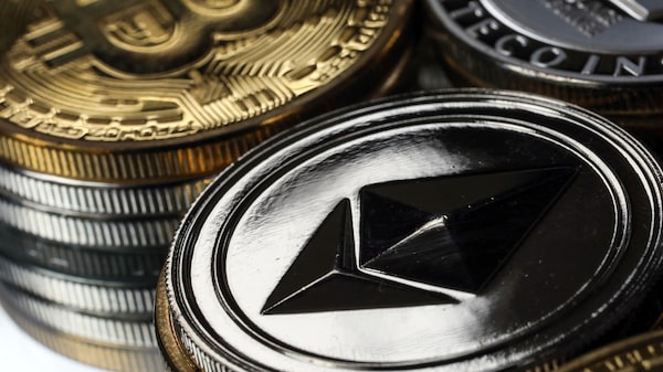 Investors Are Piling Into Crypto Startups—Just Not in China Investors Are Piling Into Crypto Startups—Just Not in China