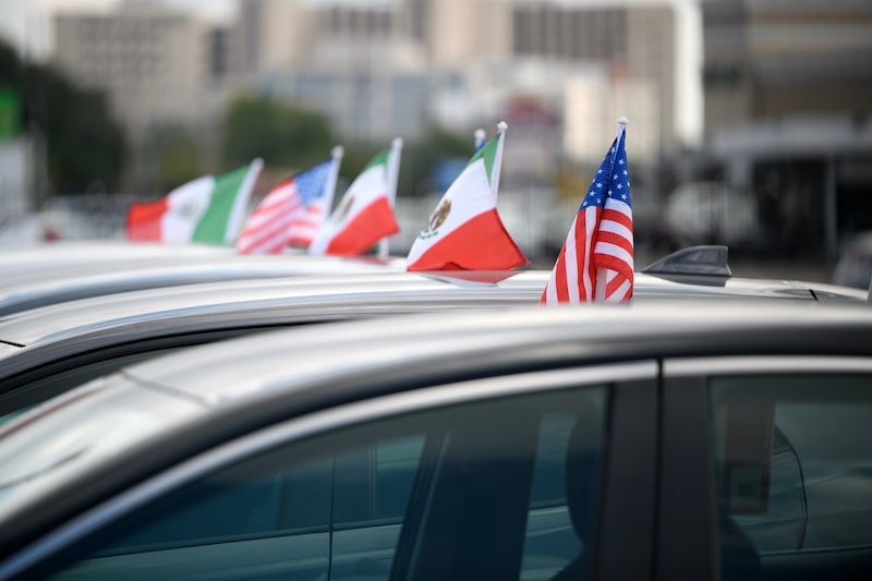 Mexican and American flags attached to vehicles at a Tricolor dealership in Houston, Texas, US, on Thursday, Sept. 11, 2025. Tricolor Holdings, a used car seller and subprime lender that focuses on undocumented immigrants in the US Southwest, filed to liquidate in bankruptcy. US prosecutors are also looking into allegations of fraud by the company. Photographer: Mark Felix/Bloomberg Mexican and American flags attached to vehicles at a Tricolor dealership in Houston, Texas, US, on Thursday, Sept. 11, 2025. Tricolor Holdings, a used car seller and subprime lender that focuses on undocumented immigrants in the US Southwest, filed to liquidate in bankruptcy. US prosecutors are also looking into allegations of fraud by the company. Photographer: Mark Felix/Bloomberg