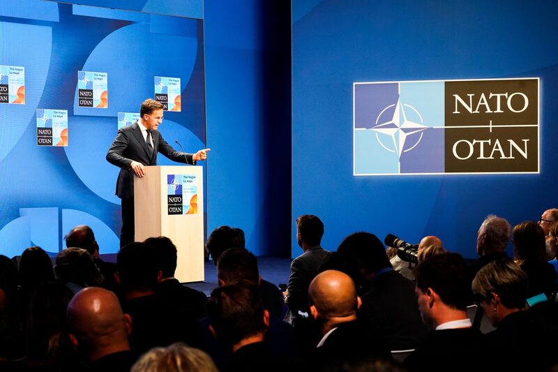 Rutte ha tenido dificultades para unir a los 32 líderes nacionales de la organización para que se alineen con las solicitudes de EE.UU.. Rutte ha tenido dificultades para unir a los 32 líderes nacionales de la organización para que se alineen con las solicitudes de EE.UU..