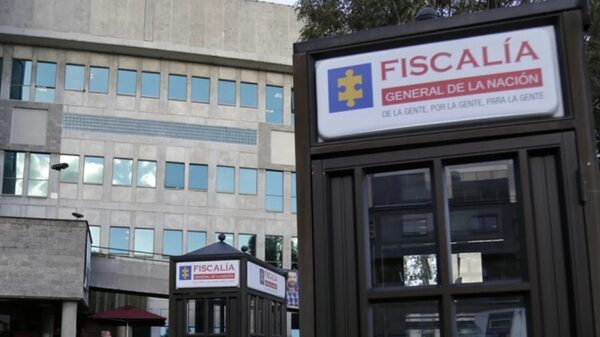 PRIMICIA: Empresario Aníbal Janna denunció al superintendente Jorge Cabrera en Fiscalía PRIMICIA: Empresario Aníbal Janna denunció al superintendente Jorge Cabrera en Fiscalía