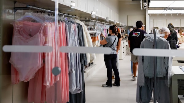 Temor por la inflación hunde la confianza del consumidor en EE.UU. a mínimo histórico Temor por la inflación hunde la confianza del consumidor en EE.UU. a mínimo histórico