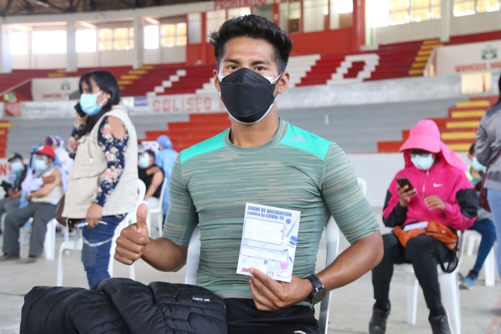 Vacunación en Lima contra Covid-19 desde los 21 años inicia hoy lunes. Vacunación en Lima contra Covid-19 desde los 21 años inicia hoy lunes.