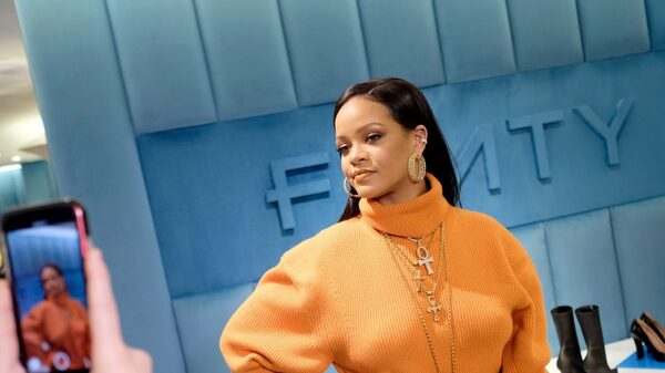 Firma de lencería de Rihanna evalúa OPI con una valuación de US$3.000 millones Firma de lencería de Rihanna evalúa OPI con una valuación de US$3.000 millones