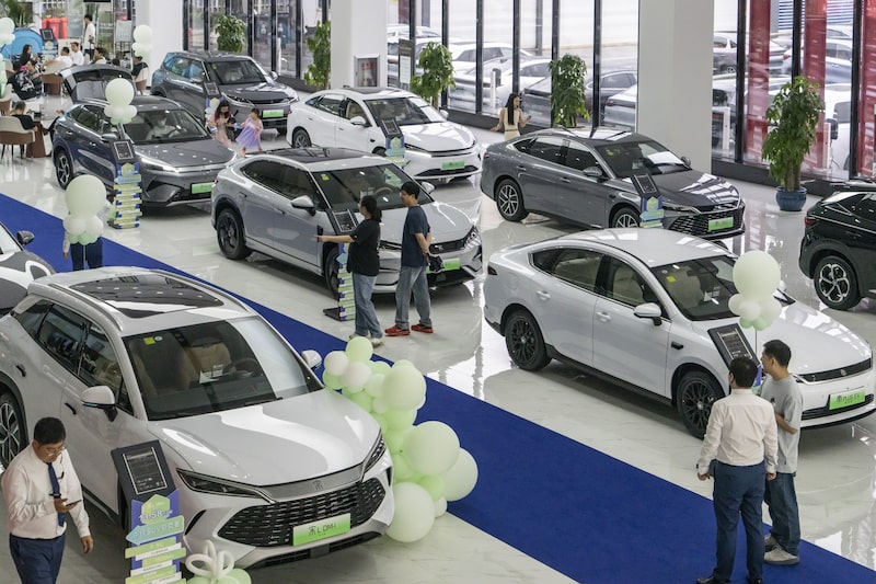 Acciones de BYD caen a su nivel más bajo en nueve meses tras caída en ventas. Acciones de BYD caen a su nivel más bajo en nueve meses tras caída en ventas.