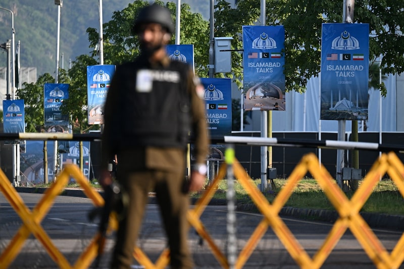 Decisão de Washington ocorre após iranianos indicarem ceticismo sobre negociações e amplia risco de impasse diplomático Decisão de Washington ocorre após iranianos indicarem ceticismo sobre negociações e amplia risco de impasse diplomático