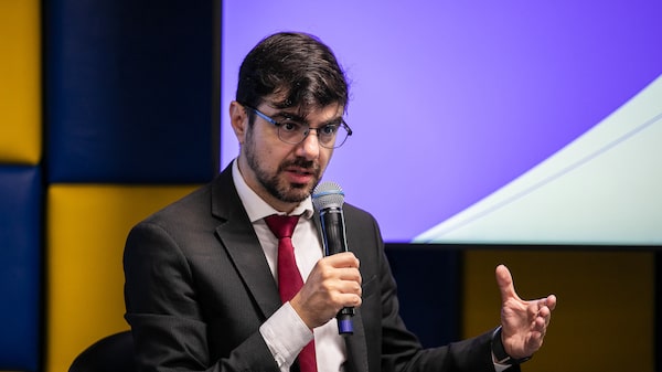 Mello assumirá secretaria executiva do Planejamento e fica fora do BC, diz fonte Mello assumirá secretaria executiva do Planejamento e fica fora do BC, diz fonte