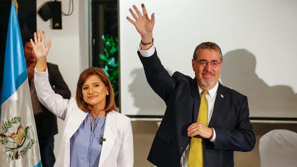 Guatemala’s President-Elect Suspends Transition Process Amid ‘Abuse of Authority’ Guatemala’s President-Elect Suspends Transition Process Amid ‘Abuse of Authority’