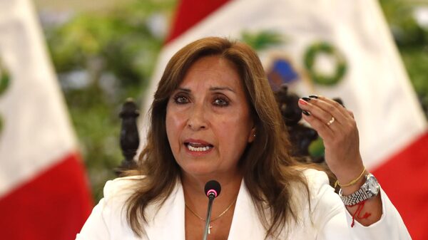 Congresistas de Perú presentan moción de vacancia contra presidenta Dina Boluarte Congresistas de Perú presentan moción de vacancia contra presidenta Dina Boluarte
