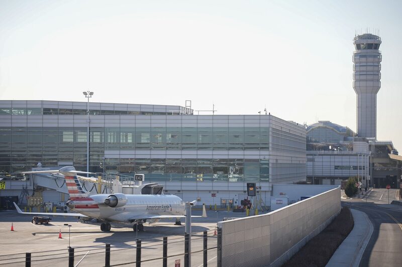 Avión que transportaba legisladores de Nueva York sufrió un accidente en el aeropuerto Reagan. Avión que transportaba legisladores de Nueva York sufrió un accidente en el aeropuerto Reagan.