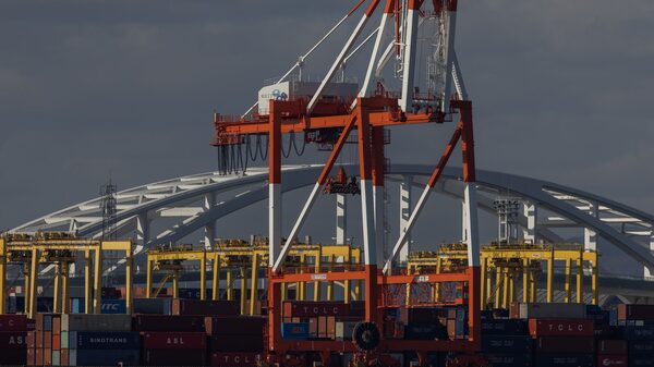 China, Japón y Corea del Sur refuerzan lazos comerciales ante aranceles de EE.UU. China, Japón y Corea del Sur refuerzan lazos comerciales ante aranceles de EE.UU.