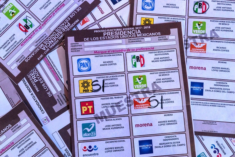 En las elecciones de 2024 en México hay un aumento del padrón electoral, que pasa de 91 millones de ciudadanos en 2018 a 98 millones de personas. En las elecciones de 2024 en México hay un aumento del padrón electoral, que pasa de 91 millones de ciudadanos en 2018 a 98 millones de personas.