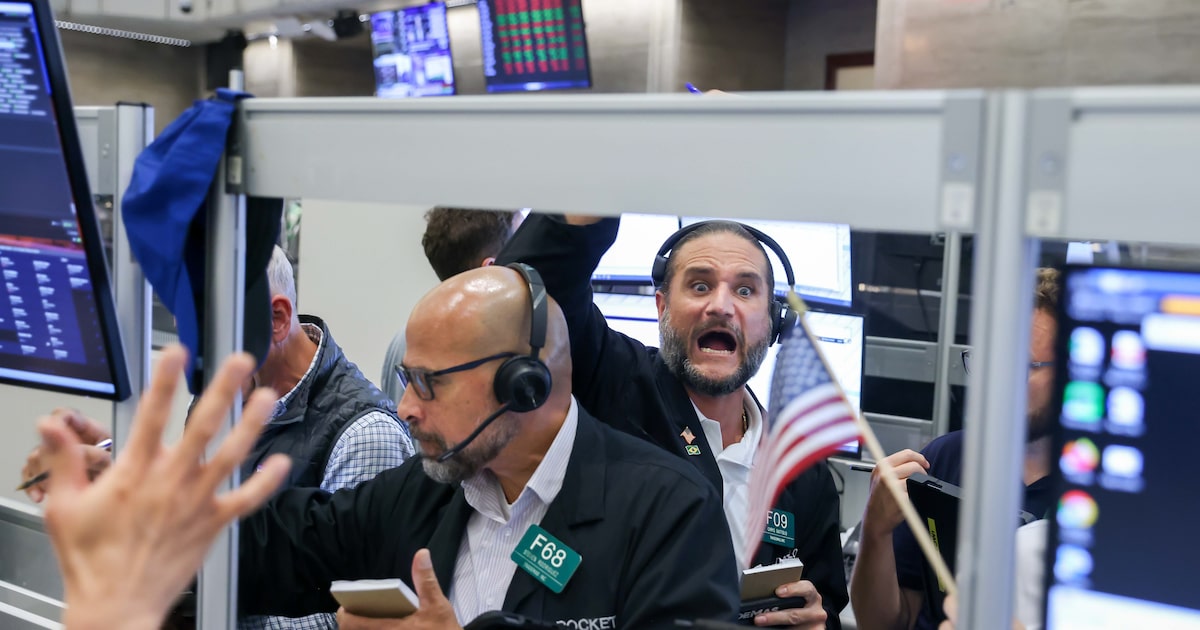 Fed prepara alza de tasas, impacto en mercados latinoamericanos