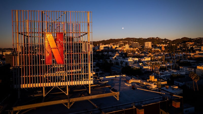 Netflix obtém direito global de streaming de filmes da Sony após exibição nos cinemas Netflix obtém direito global de streaming de filmes da Sony após exibição nos cinemas