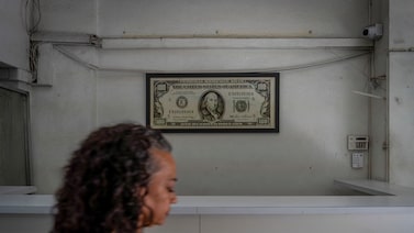 Crise na Venezuela alimenta apostas na desvalorização do dólar em ano desafiador Crise na Venezuela alimenta apostas na desvalorização do dólar em ano desafiador