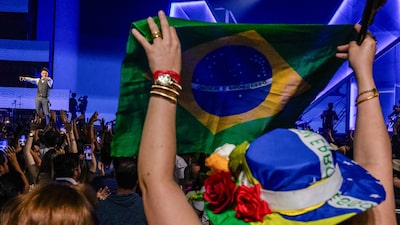 Da MPB ao sertanejo, música brasileira entra na divisão política às vésperas da eleição Da MPB ao sertanejo, música brasileira entra na divisão política às vésperas da eleição