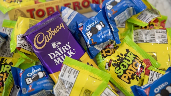 Mondelez adquirirá una participación en Undercover Snacks para ampliar su oferta de productos saludables Mondelez adquirirá una participación en Undercover Snacks para ampliar su oferta de productos saludables