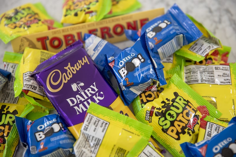 Mondelez International Inc. comercializa dulces de Halloween de marcas como Sour Patch Kids, Oreos y chocolate Cadbury. Fotógrafo: Daniel Acker/Bloomberg. Mondelez International Inc. comercializa dulces de Halloween de marcas como Sour Patch Kids, Oreos y chocolate Cadbury. Fotógrafo: Daniel Acker/Bloomberg.