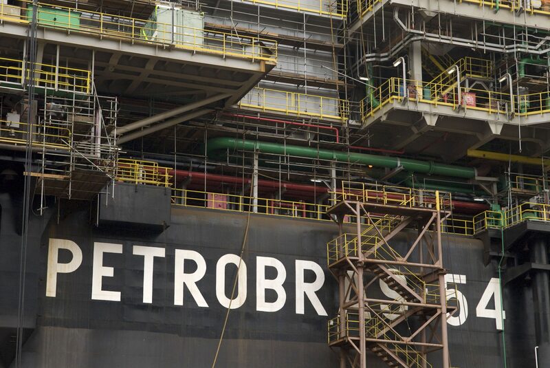 A Petrobras offshore drilling platform before deployment. A Petrobras offshore drilling platform before deployment.
