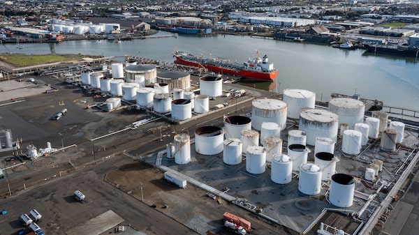 Prima de riesgo por la guerra en Irán eleva precios de combustibles sobre los US$200 Prima de riesgo por la guerra en Irán eleva precios de combustibles sobre los US$200