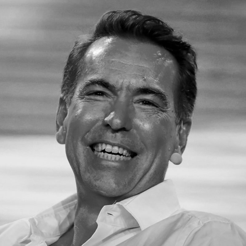 Orlando Bravo. Orlando Bravo.