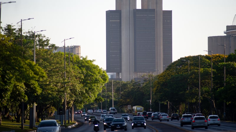 HSBC diz que BC deve usar ata do Copom para tentar corrigir aposta em corte de 0,50pp HSBC diz que BC deve usar ata do Copom para tentar corrigir aposta em corte de 0,50pp