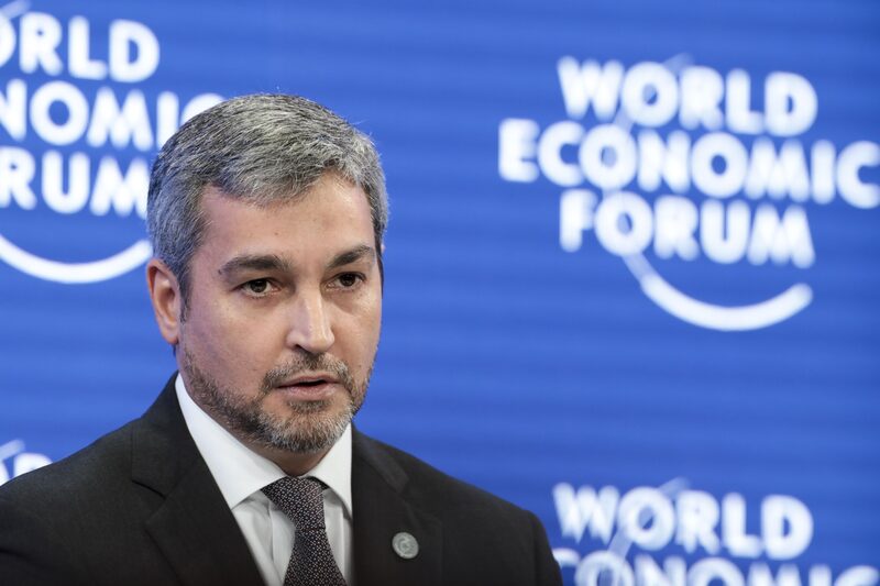 Mario Abdo Benítez, presidente de Paraguay, durante una sesión de panel en el día de apertura del Foro Económico Mundial (FEM) en Davos, Suiza, el martes 22 de enero de 2019. Mario Abdo Benítez, presidente de Paraguay, durante una sesión de panel en el día de apertura del Foro Económico Mundial (FEM) en Davos, Suiza, el martes 22 de enero de 2019.