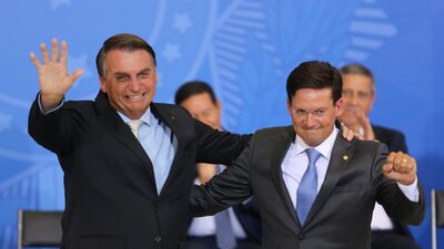 Ministro espera solução nos precatórios para garantir Auxílio Brasil Ministro espera solução nos precatórios para garantir Auxílio Brasil