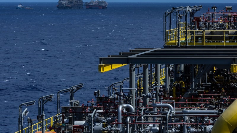 Shell busca parceiro para projeto offshore no Brasil, dizem fontes Shell busca parceiro para projeto offshore no Brasil, dizem fontes