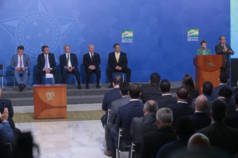 Governo federal lança plano para reduzir dependência do Brasil de fertilizantes importados até 2050 Governo federal lança plano para reduzir dependência do Brasil de fertilizantes importados até 2050