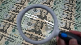 El dólar comenzó junio en alza mientras el BCRA se encamina a 100 jornadas de compras El dólar comenzó junio en alza mientras el BCRA se encamina a 100 jornadas de compras