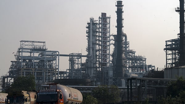 EE.UU. lanza reaseguro por US$20.000 millones para reactivar transporte en Ormuz EE.UU. lanza reaseguro por US$20.000 millones para reactivar transporte en Ormuz