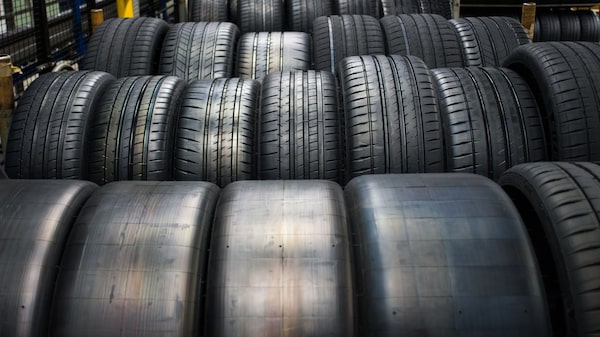 Falta de neumáticos y gasoil pone en jaque producción y venta de autos en Argentina Falta de neumáticos y gasoil pone en jaque producción y venta de autos en Argentina