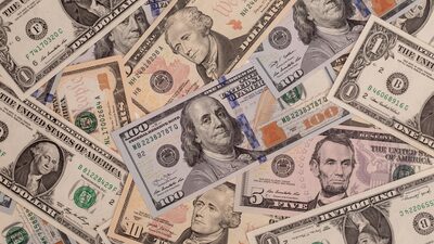 La estrategia del día Colombia: El dólar arriba: ¿comprar o vender? La estrategia del día Colombia: El dólar arriba: ¿comprar o vender?