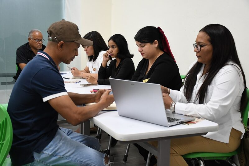 Feria de empleo en la comunidad de Bávaro, el 17 de marzo de 2025. Feria de empleo en la comunidad de Bávaro, el 17 de marzo de 2025.