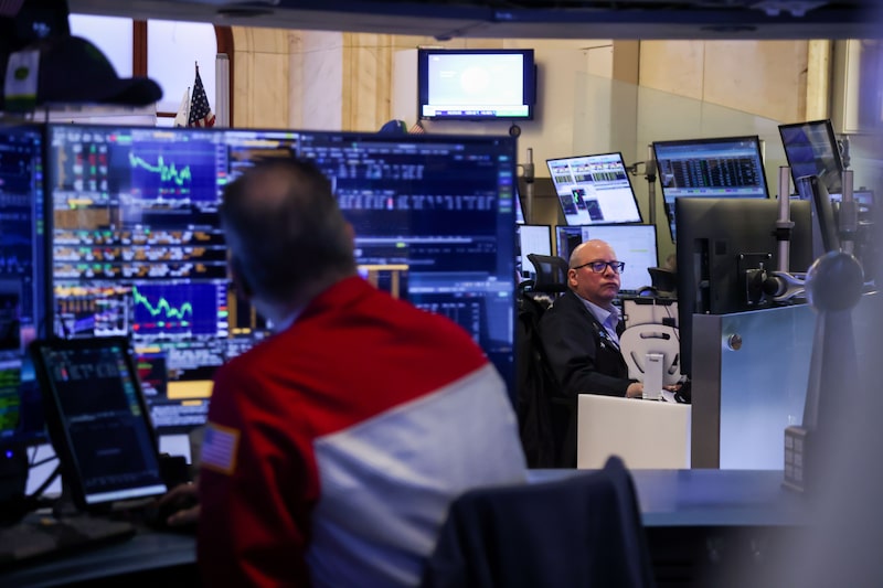 Traders work during the BitGo initial public offering (IPO) on the floor at the New York Stock Exchange (NYSE) in New York, US, on Thursday, Jan. 22, 2026. BitGo Holdings Inc. shares are indicated to open at $21.50 each on Thursday, about 19% above the initial offering price of $18 each. Photographer: Michael Nagle/Bloomberg Traders work during the BitGo initial public offering (IPO) on the floor at the New York Stock Exchange (NYSE) in New York, US, on Thursday, Jan. 22, 2026. BitGo Holdings Inc. shares are indicated to open at $21.50 each on Thursday, about 19% above the initial offering price of $18 each. Photographer: Michael Nagle/Bloomberg