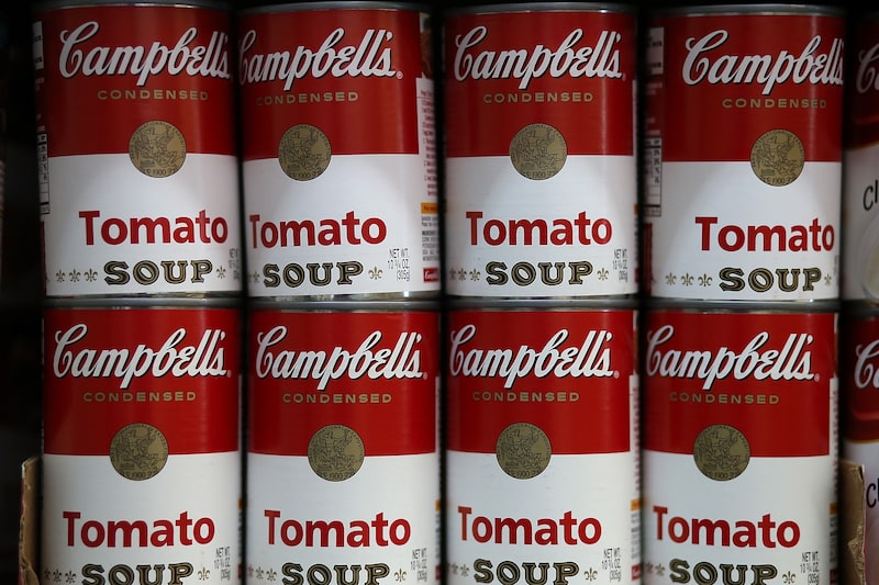 Latas de sopa de tomate Campbell's. Fotógrafo: Justin Sullivan/Getty Images. Latas de sopa de tomate Campbell's. Fotógrafo: Justin Sullivan/Getty Images.
