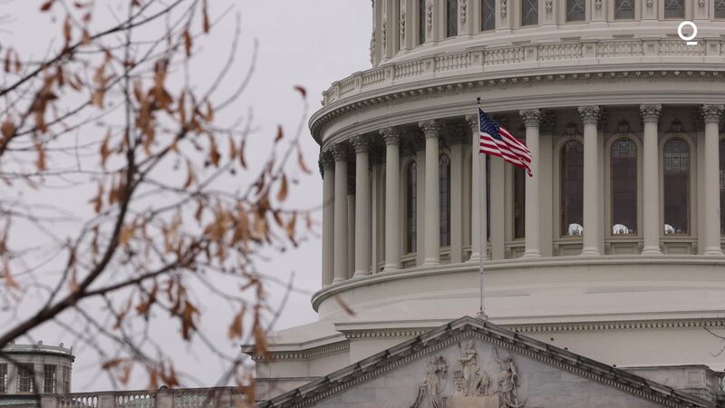 La Fed subiría las tasas de interés aunque aumenten los riesgos económicos La Fed subiría las tasas de interés aunque aumenten los riesgos económicos