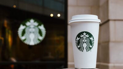 Na Starbucks, novo CEO quer ‘back to basics’ e café pronto em até quatro minutos Na Starbucks, novo CEO quer ‘back to basics’ e café pronto em até quatro minutos