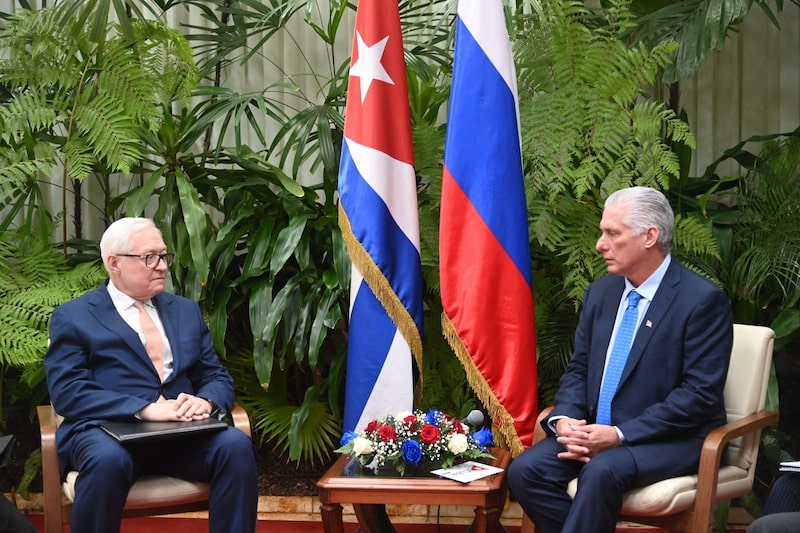 Rusia da espaldarazo a Cuba y le dice a EE.UU. que no abandonara el hemisferio occidental Rusia da espaldarazo a Cuba y le dice a EE.UU. que no abandonara el hemisferio occidental