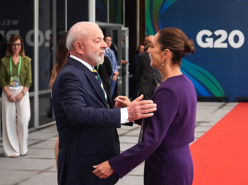 Recepción a la presidenta Claudia Sheinbaum por su homólogo de Brasil, Luiz Inácio Lula da Silva, a la Cumbre de Líderes del G20 Recepción a la presidenta Claudia Sheinbaum por su homólogo de Brasil, Luiz Inácio Lula da Silva, a la Cumbre de Líderes del G20