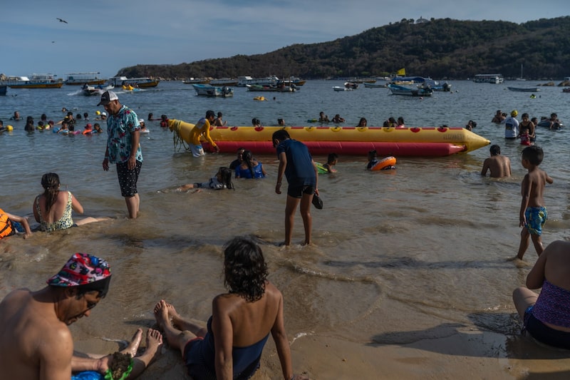 La Ley Federal del Trabajo establece los días de descanso obligatorio durante el año. La Ley Federal del Trabajo establece los días de descanso obligatorio durante el año.
