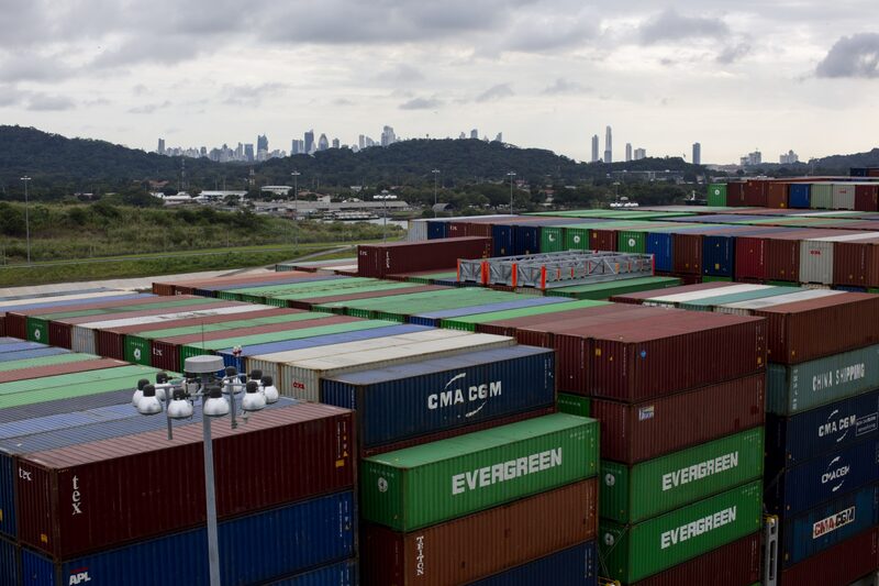 Hasta febrero de 2022 las exportaciones de frutas frescas panameñas registraron un valor FOB de más de $11 millones. Hasta febrero de 2022 las exportaciones de frutas frescas panameñas registraron un valor FOB de más de $11 millones.