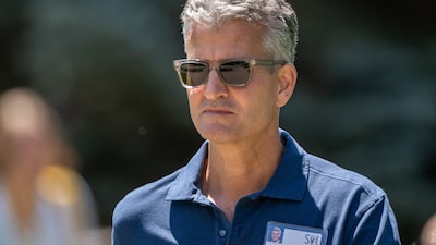 La primera semana del CEO de Disney se complica por ‘Fortnite’ y problemas con OpenAI La primera semana del CEO de Disney se complica por ‘Fortnite’ y problemas con OpenAI