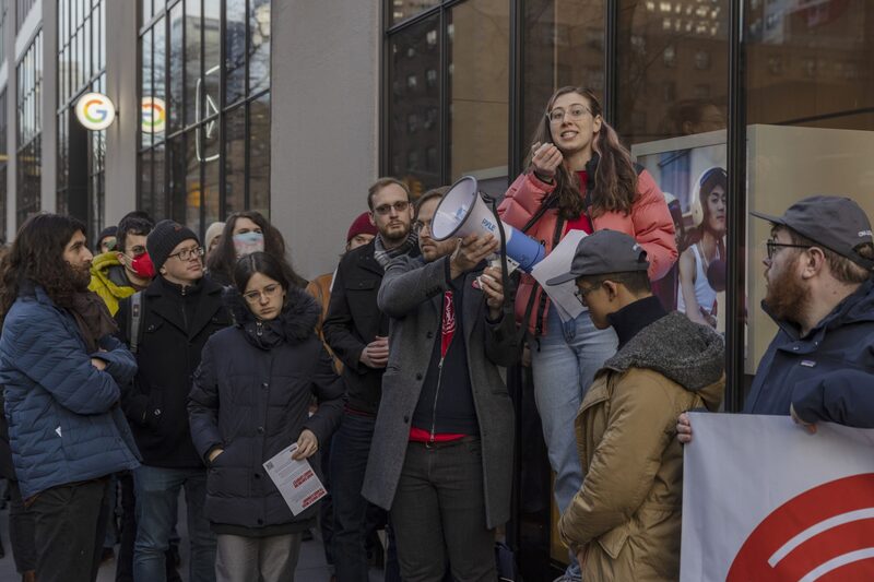 Manifestantes durante una concentración del Sindicato de Trabajadores de Alphabet en Nueva York el 2 de febrero. Manifestantes durante una concentración del Sindicato de Trabajadores de Alphabet en Nueva York el 2 de febrero.