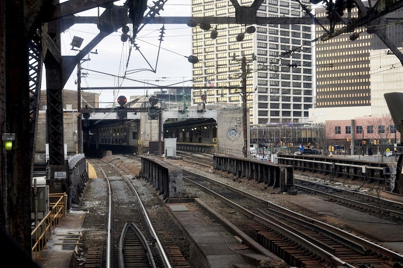 Las vías del tren del Corredor Noreste en Newark, Nueva Jersey. Fotógrafo: Gabby Jones/Bloomberg. Las vías del tren del Corredor Noreste en Newark, Nueva Jersey. Fotógrafo: Gabby Jones/Bloomberg.