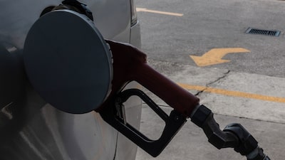 Sheinbaum dice que acordó precio máximo al diésel con empresarios de MXN$27 por litro Sheinbaum dice que acordó precio máximo al diésel con empresarios de MXN$27 por litro