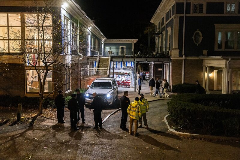 La Universidad de Cornell cancela las clases del viernes después de que un estudiante fuera acusado federalmente de realizar amenazas antisemitas La Universidad de Cornell cancela las clases del viernes después de que un estudiante fuera acusado federalmente de realizar amenazas antisemitas