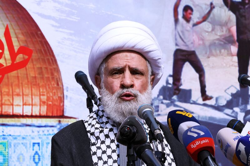 Hezbolá elige sustituto para su líder asesinado: Naim Qasem es el nuevo jefe Hezbolá elige sustituto para su líder asesinado: Naim Qasem es el nuevo jefe