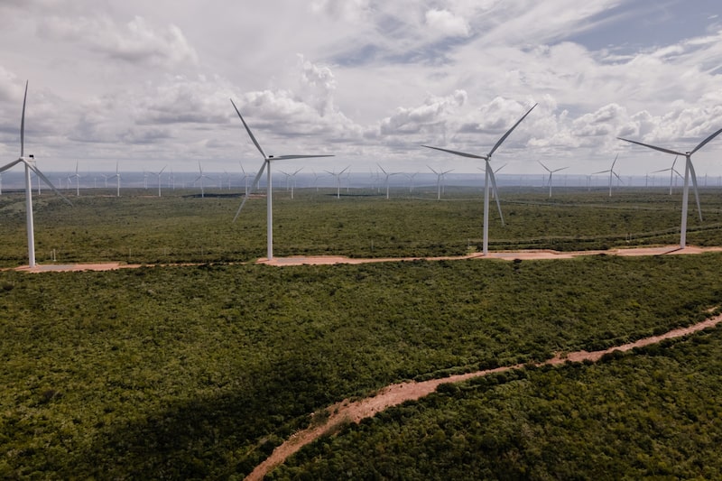 Casa dos Ventos wind turbines operate in Serra da Babilonia in Morro do Chapeu, Bahia state. Casa dos Ventos wind turbines operate in Serra da Babilonia in Morro do Chapeu, Bahia state.